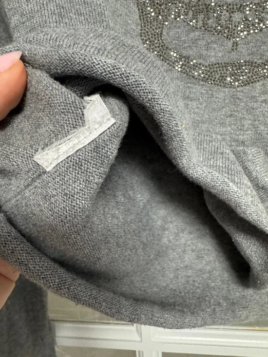 Zadig & Voltaire Gray V-Neck Cashmere Blend Sweater - Picture 9 of 9